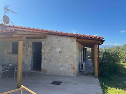 Skandalis Apartments With Pool