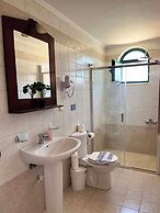 Skandalis Apartments With Pool