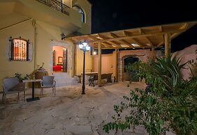 Skandalis Apartments With Pool