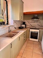 Skandalis Apartments With Pool