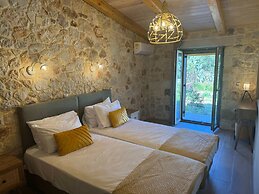 Skandalis Apartments With Pool