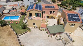 Skandalis Apartments With Pool