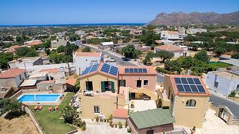 Skandalis Apartments With Pool