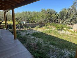 Skandalis Apartments With Pool