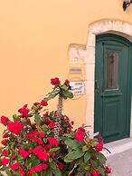 Skandalis Apartments With Pool