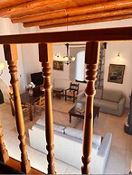 Skandalis Apartments With Pool