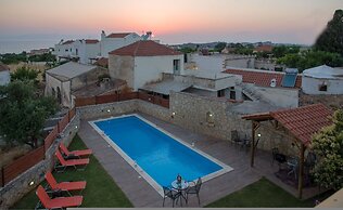 Skandalis Apartments With Pool