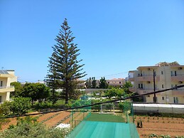 Litinas Apartments With Pool