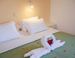 Litinas Apartments With Pool