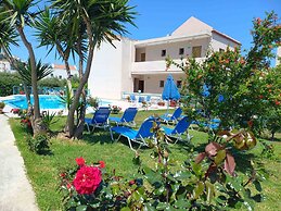 Litinas Apartments With Pool