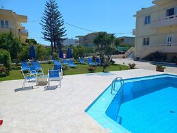 Litinas Apartments With Pool