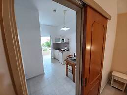 Nik Litinas Apartments With Pool