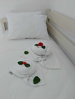 Nik Litinas Apartments With Pool