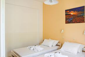 Nik Litinas Apartments With Pool