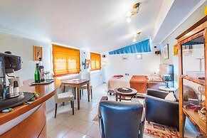 Glyfada's Cosy Apartments