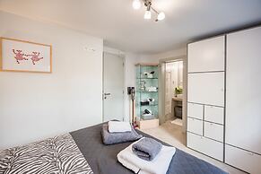 Glyfada's Cosy Apartments