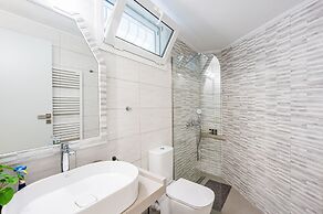 Glyfada's Cosy Apartments