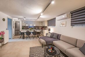 Glyfada's Cosy Apartments