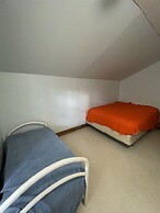 Fletcher Limit 8 4 Bedroom Cottage