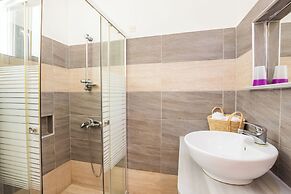 Sun Beach Apartments