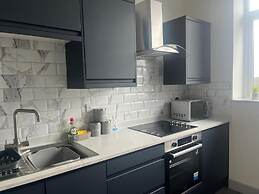 Desborough Apartment Retreat