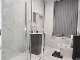 Desborough Apartment Retreat