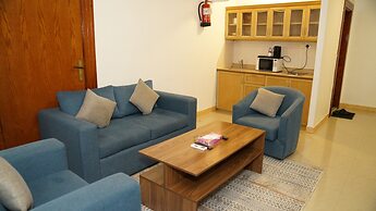 Reef Beach Hotel Apartments