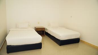 Reef Beach Hotel Apartments