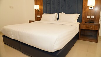 Reef Beach Hotel Apartments