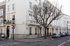 Spectacular 4 Bed House, Pimlico