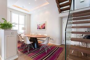 Spectacular 4 Bed House, Pimlico