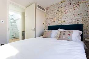 Spectacular 4 Bed House, Pimlico