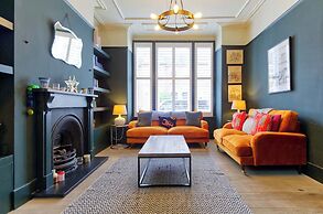 4 Bedroom House, Barnes