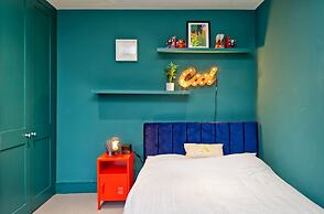 4 Bedroom House, Barnes