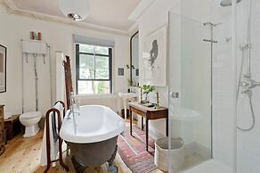 Gorgeous 1 Bed Garden Flat, Kensal
