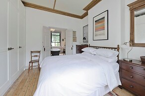 Gorgeous 1 Bed Garden Flat, Kensal