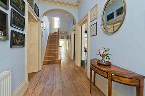 5 Bedroom House, Maida Vale