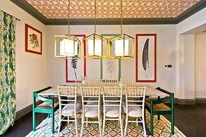 Colourful 3 Bed Kensington Garden Flat