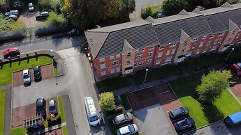 2br-sleeps4-freeparking-wifi-smarttvs