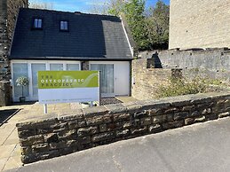 1BR Gem in Great Location