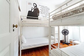 Divine House of Graça