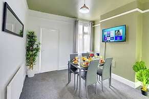 Central - 2br House - Free Parking - Garden