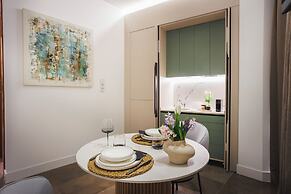 GG Good Game Corral del Carbon Apartment