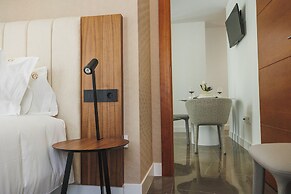 GG Good Game Corral del Carbon Apartment