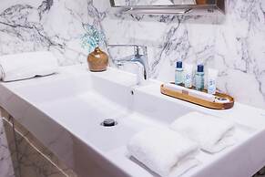 GG Good Game Corral del Carbon Apartment