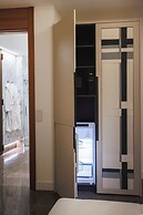 GG Good Game Corral del Carbon Apartment