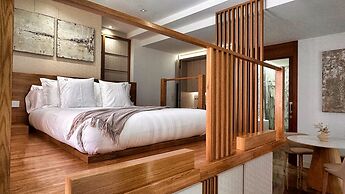 GG Good Game Corral del Carbon Apartment