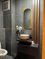 LION SUITE HOTEL KARTAL