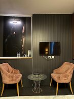 LION SUITE HOTEL KARTAL