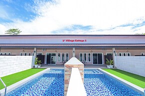 D' Village Cottage 2 – Private Pool Villas